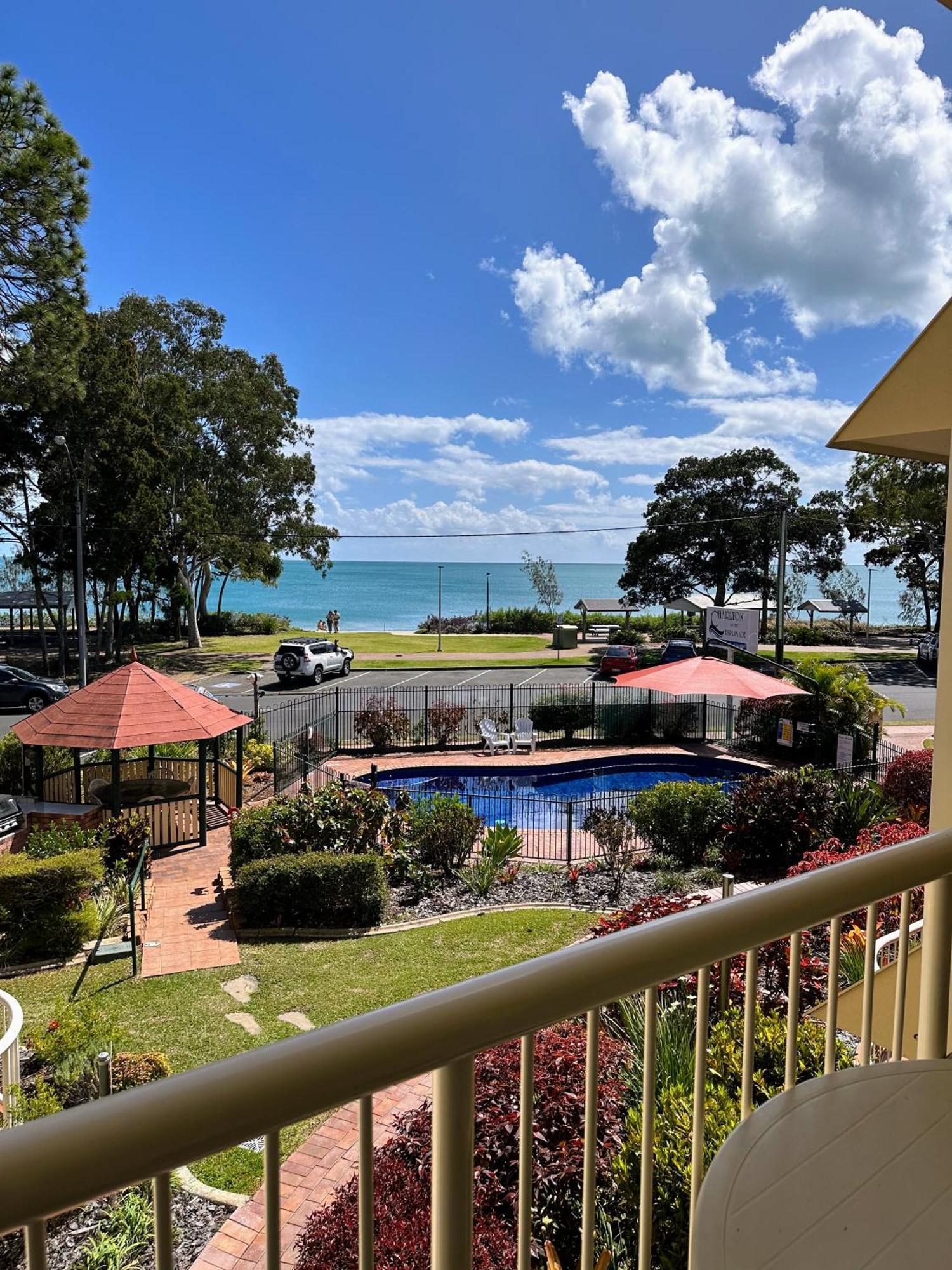 Aparthotel Charlton On The Esplanade Hervey Bay Exterior foto