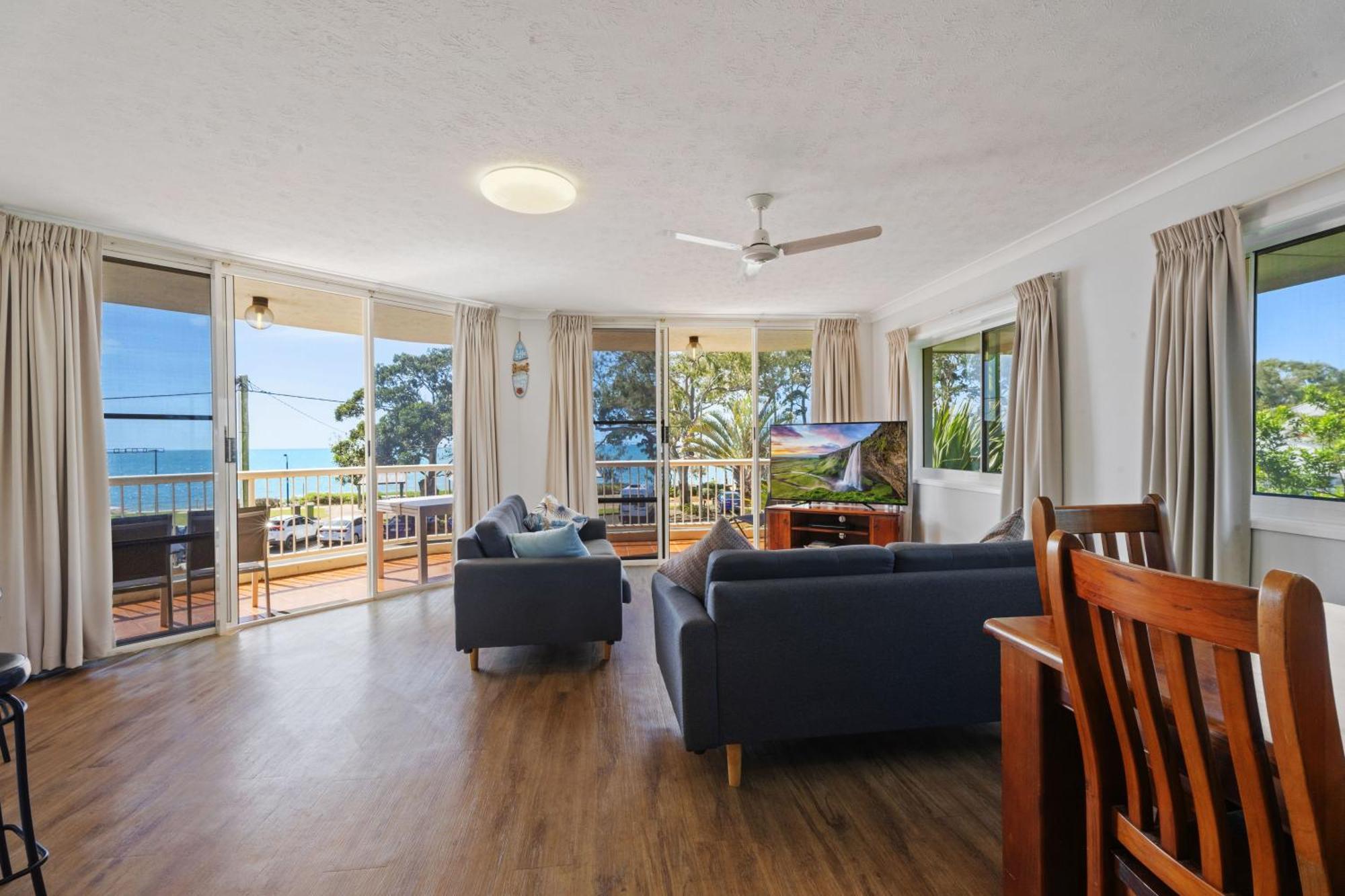 Aparthotel Charlton On The Esplanade Hervey Bay Exterior foto